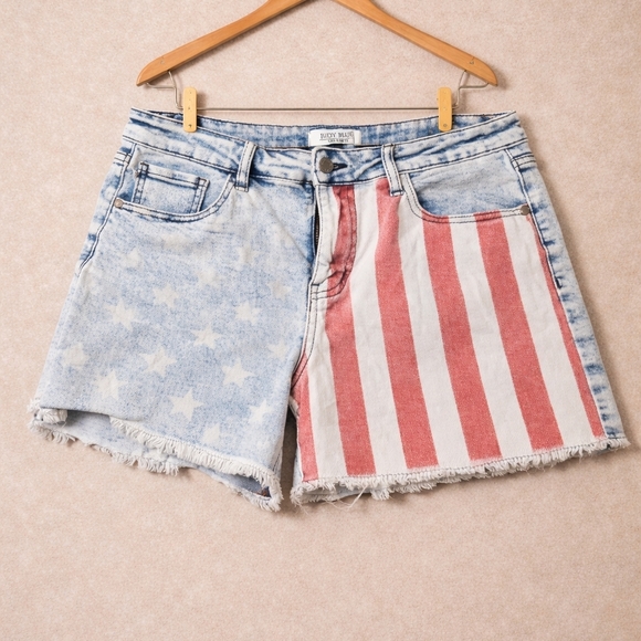 Judy Blue Pants - Judy Blue Jeans Red and White Star Stripe Jean Shorts